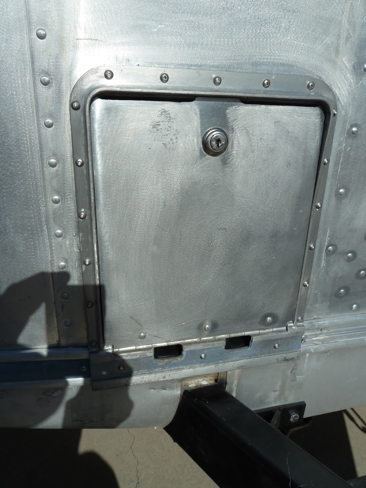 Battery Box Replacement 79 Airstream International