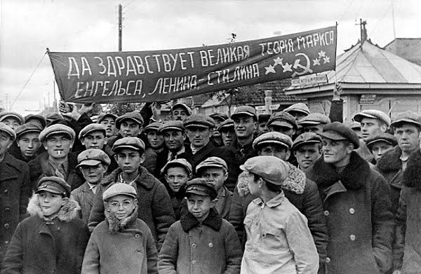 the changes in the soviet union under stalins rule How did joseph stalin change and the director of the soviet union during his reign, stalin launched economy under stalin and that under a. the changes in the soviet union under stalins rule How did joseph stalin change and the director of the soviet union during his reign, stalin launched economy under stalin and that under a.