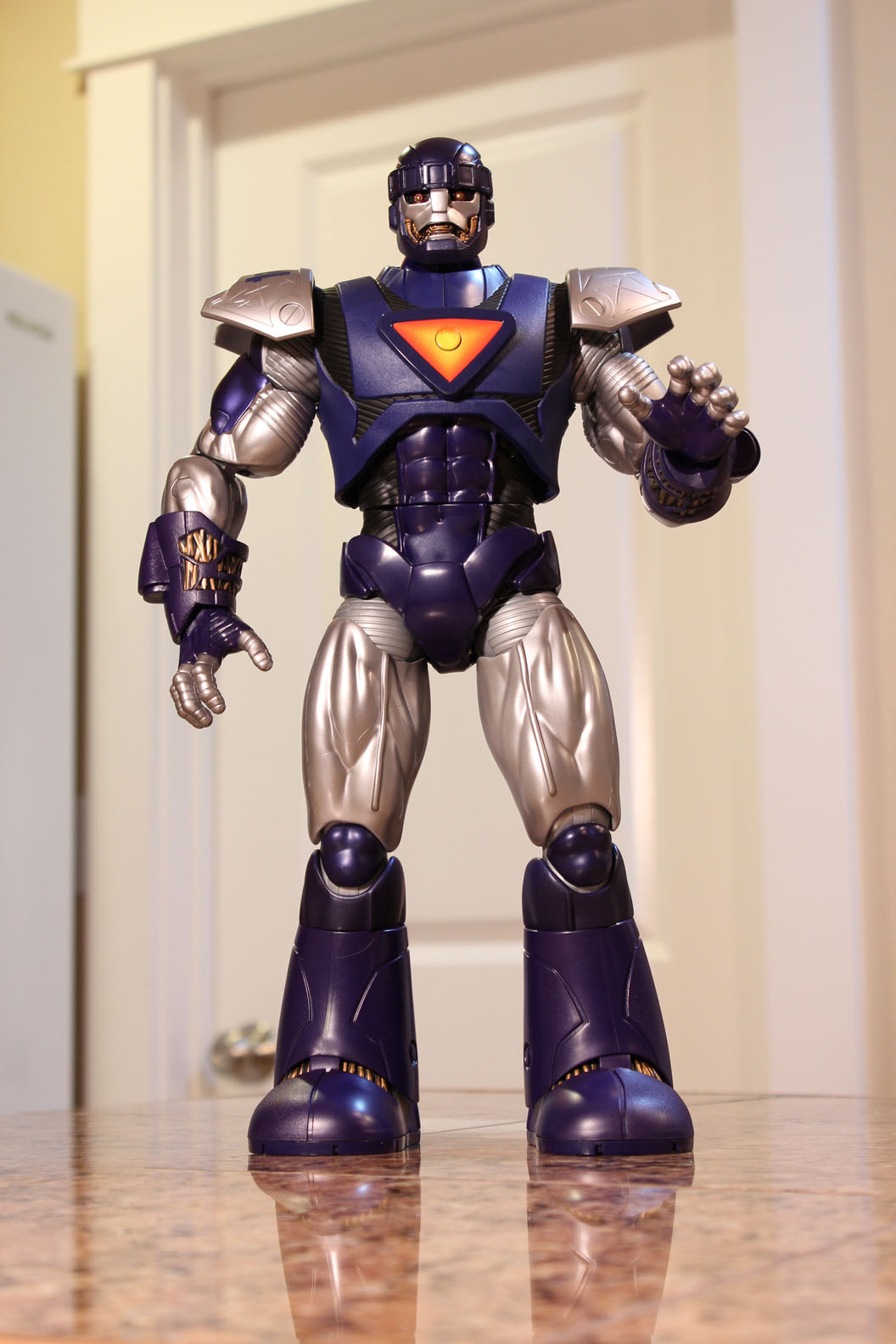 The Toy Museum Marvel Universe 16" Sentinel The Biggest Action Figure