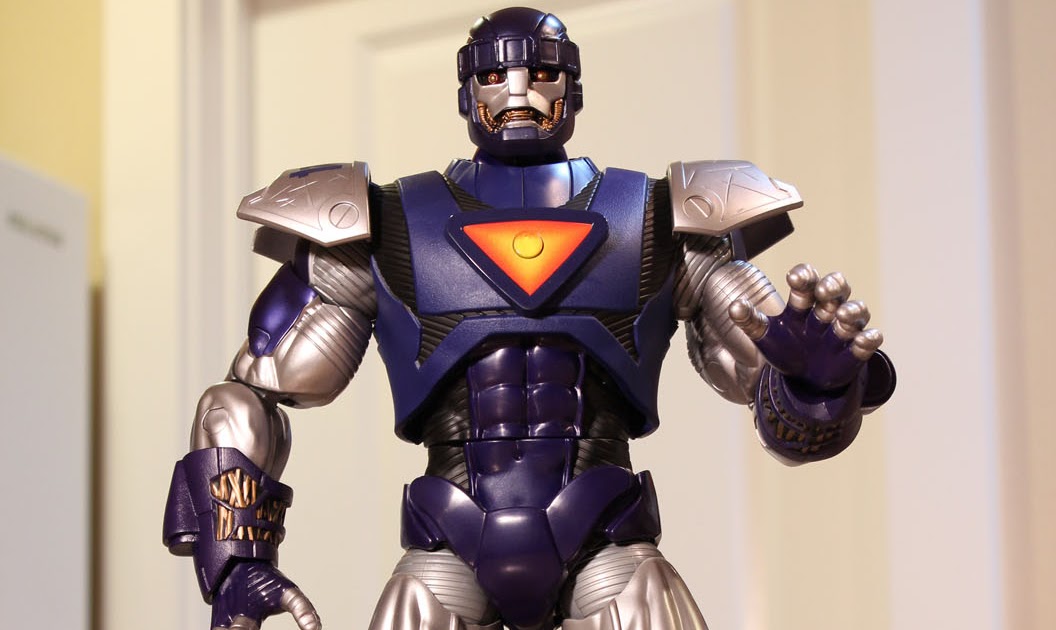The Toy Museum Marvel Universe 16" Sentinel The Biggest Action Figure