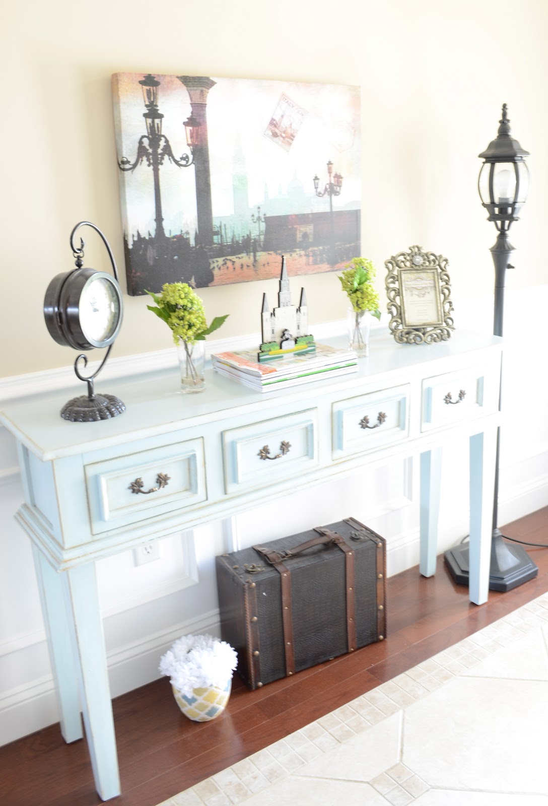 Foyer Table Decor Ideas Table And Chair And Door