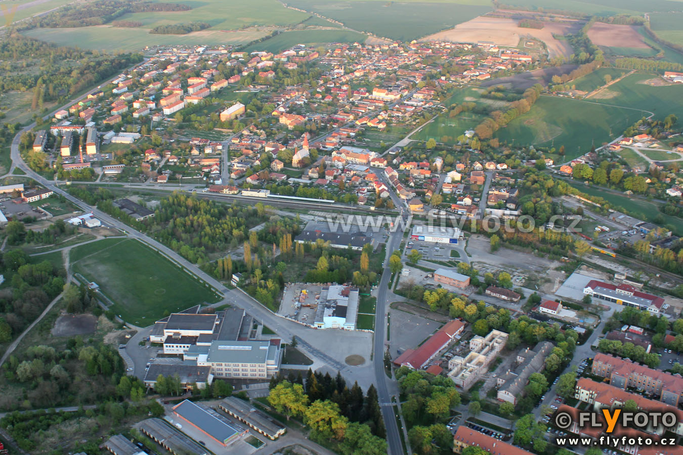 FLyFOTO letecká fotografie a video Milovice