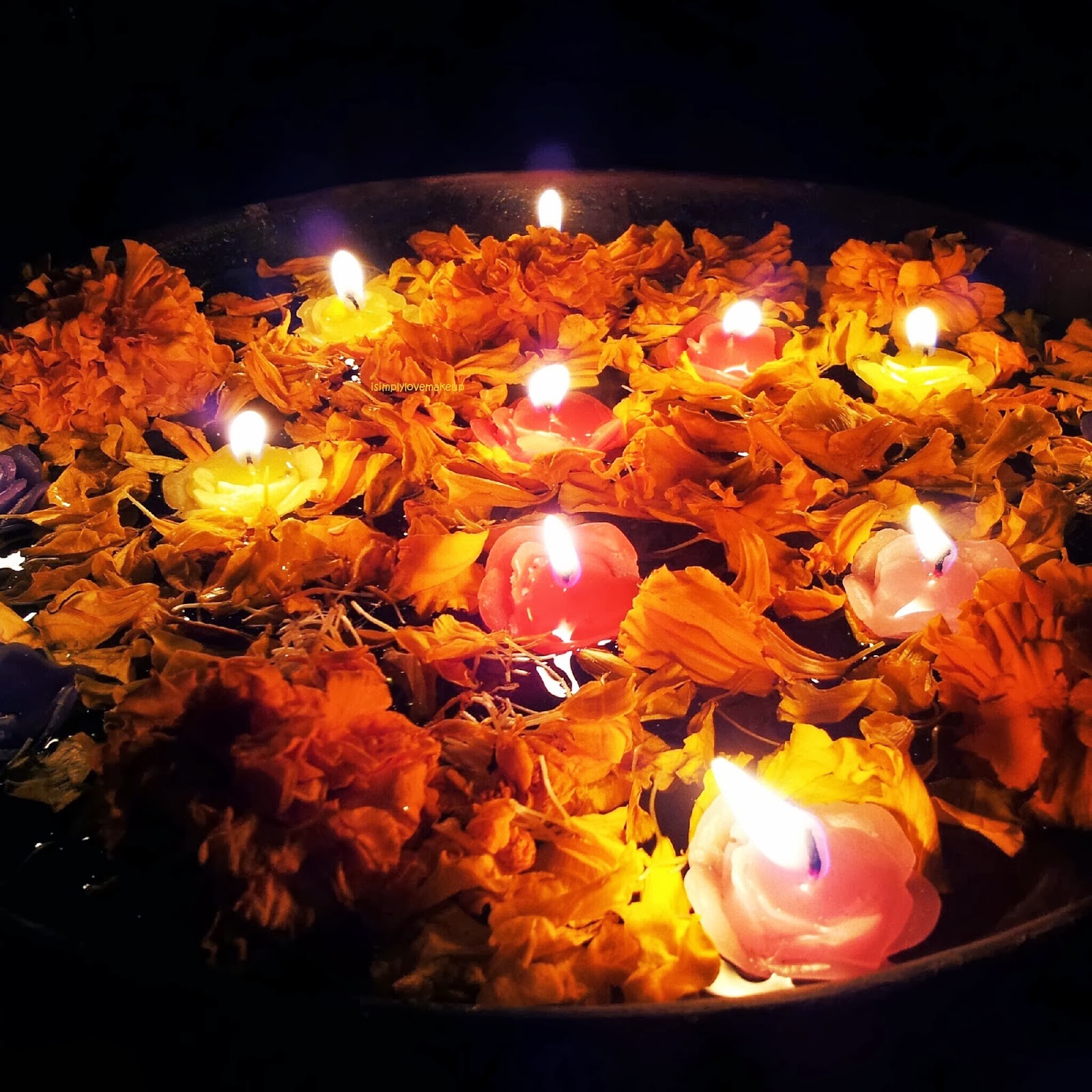 Get Diwali Floating Candles Ideas & Wallpapers for Your Home Diwali