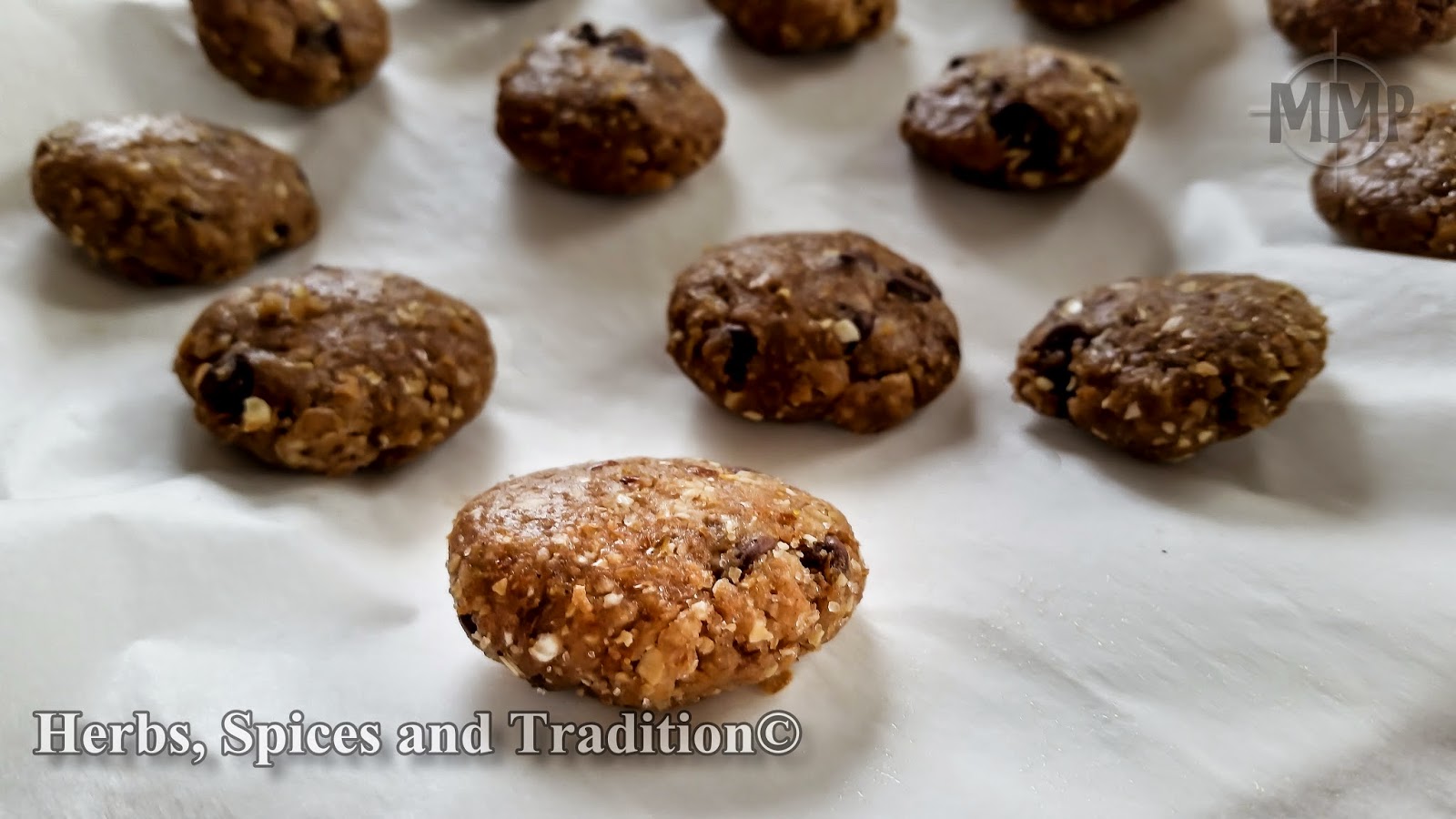 Herbs, Spices and Tradition WHOLE WHEAT COOKIES