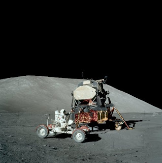 Apollo 17 (AS17-147-22527). Fonte: NASA / Kipp Teague Apollo 17 (AS17-147-22527). Fonte: NASA / Kipp Teague