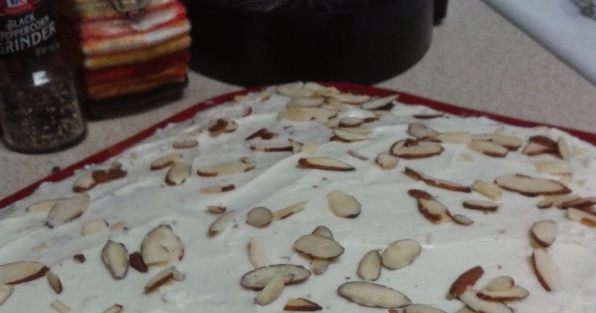 parentwin Recipe Monday Almond Cream Cheese Frosting