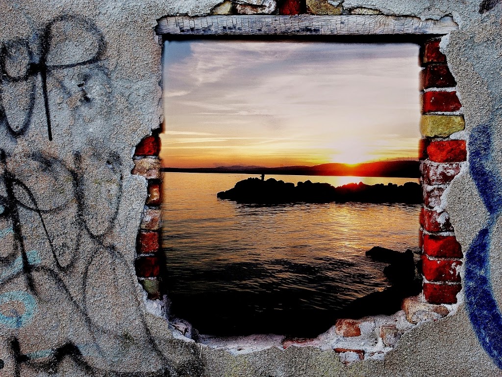 Konuşmuyorsan Yaz, Yazmıyorsan Sessiz Kal!: Hayata Farklı Pencerelerden