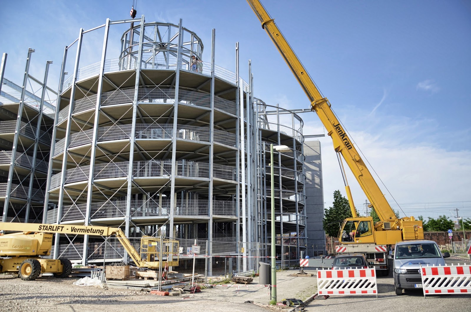 Berliner Baustellen 0037 Baustelle Parkhaus O2 World Valeska