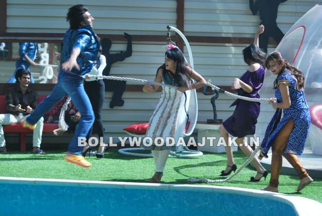 1 - Ladies Vs. Ricky Bahl on the sets of Bigg Boss