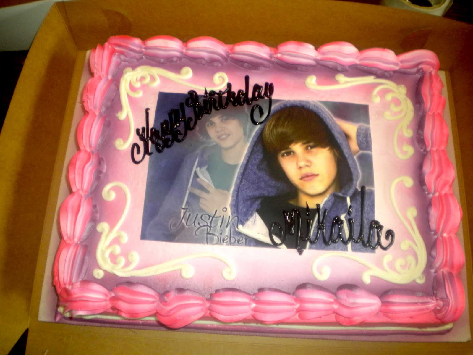 Hector's Custom Cakes: Justin Bieber Cakes1600 x 1200