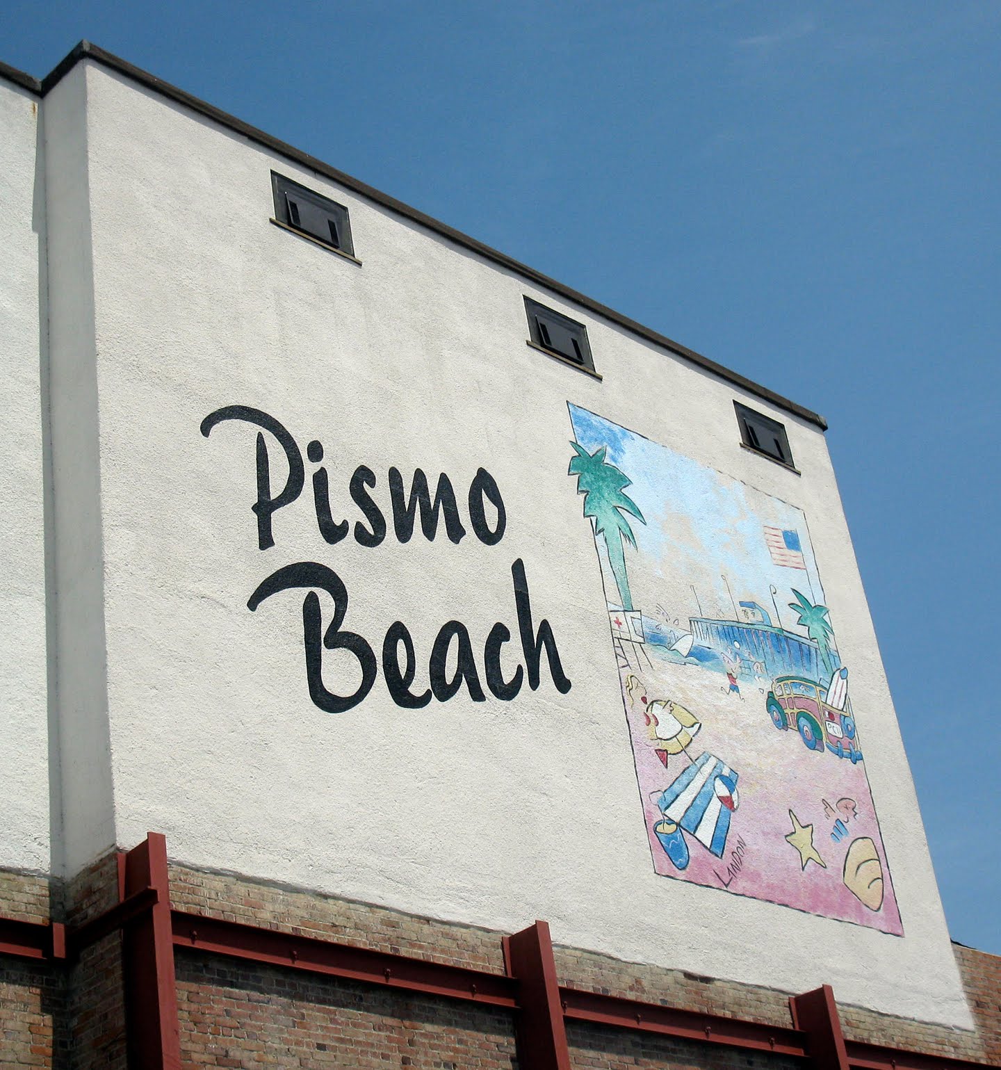 Eccentric Roadside Well, here we are Pismo Beach and all the clams we can eat