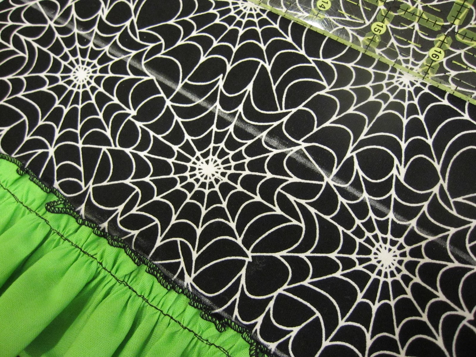 Sew Much Good Whimsical Halloween Table Runner Tutorial