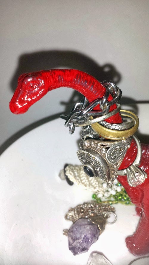 Methodical Living Make Your Own Jewelry Holder