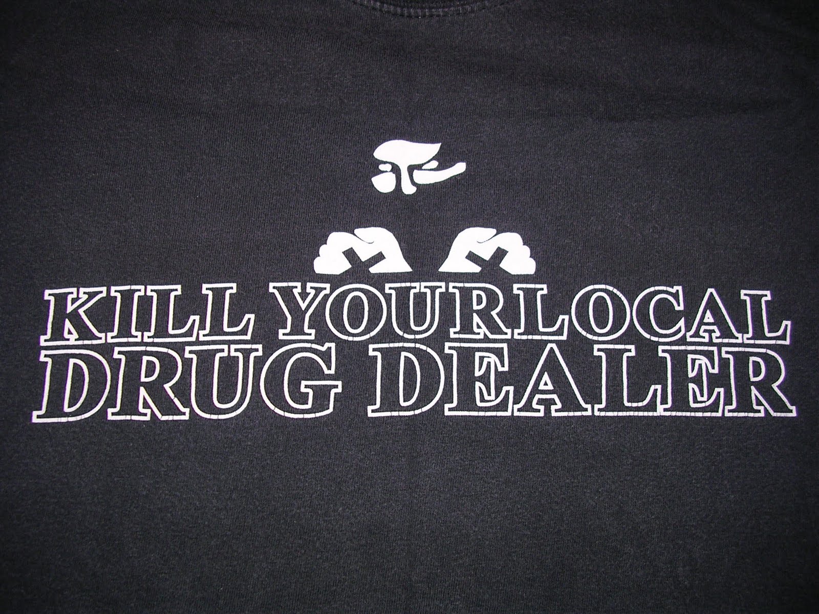 Straight Edge and the art of the Clothing Line STUCK IN THE PAST