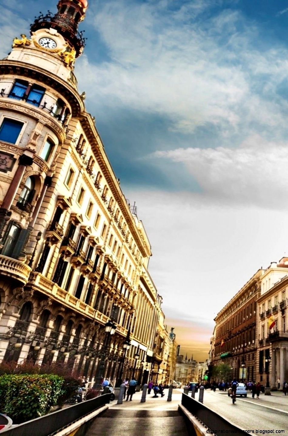 Barcelona HD Street View Android Wallpaper free download Barcelona HD Street View Android Wallpaper free download