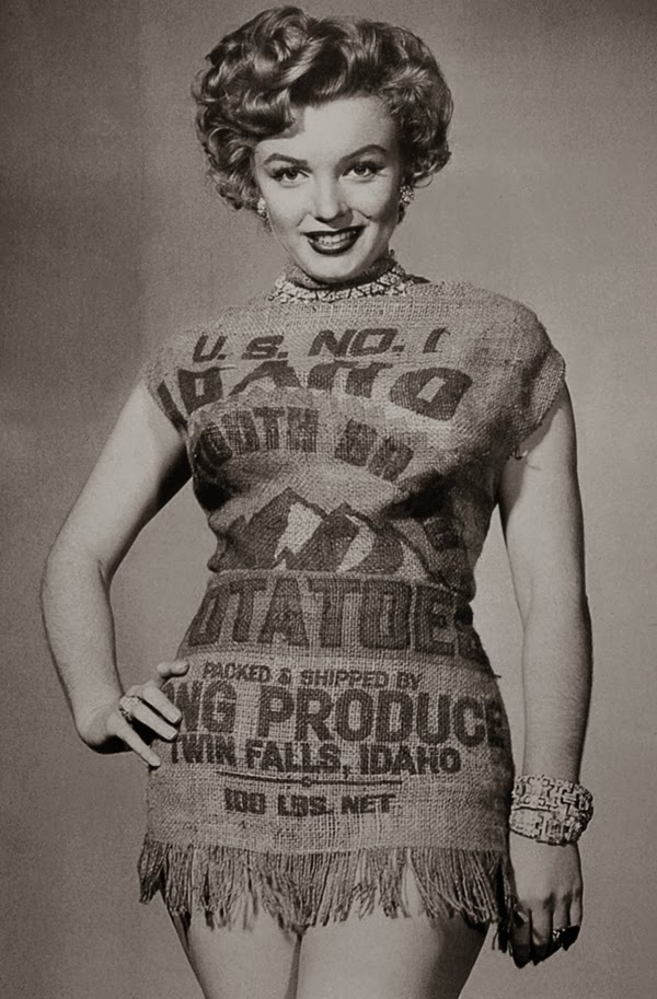 Marilyn+and+the+Potato+Sack+Dress,+c+(5)