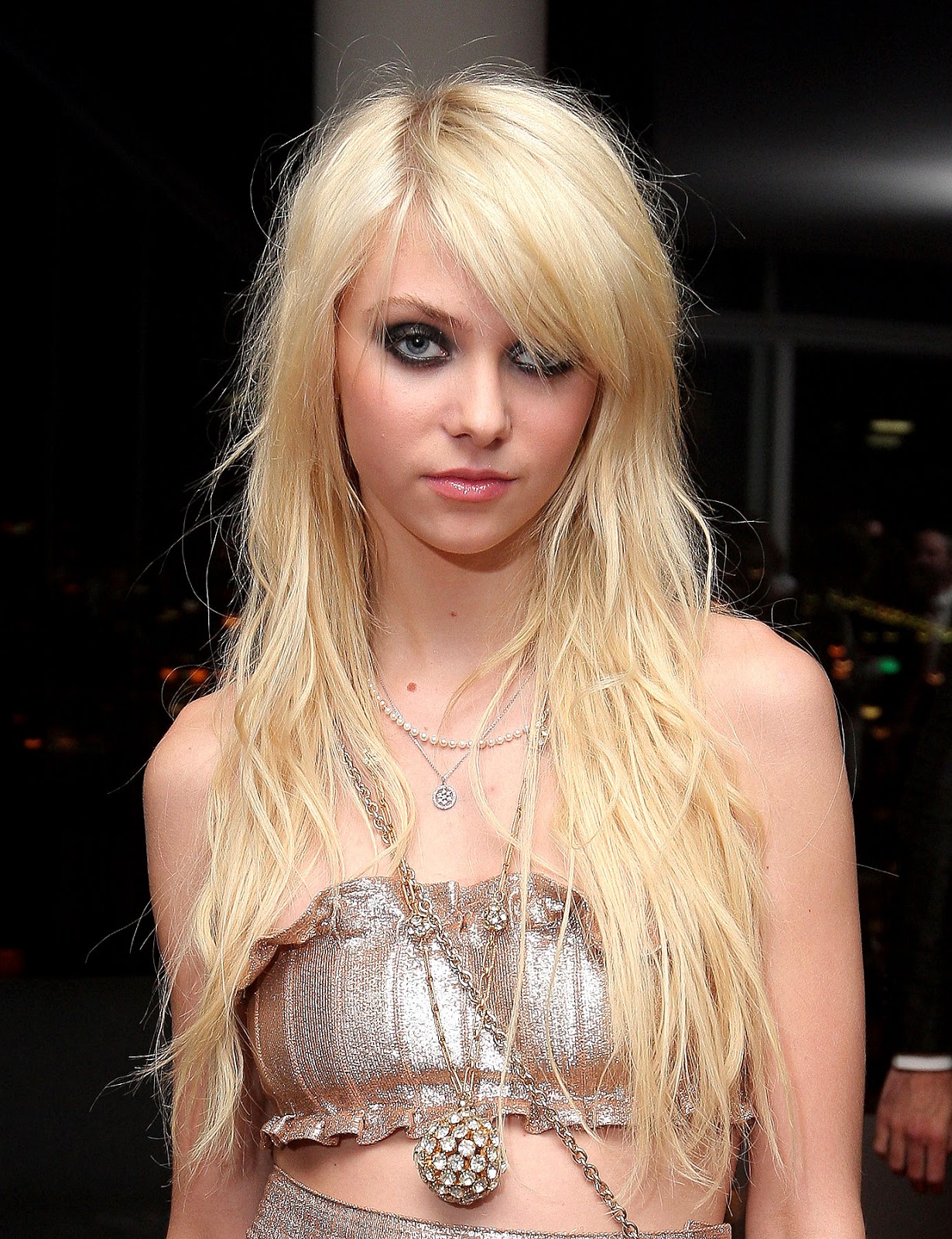 Taylor Momsen summary | Film Actresses Taylor Momsen