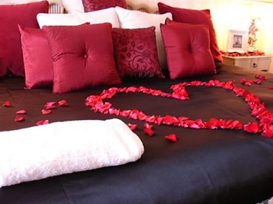 DORMITORIO EN SAN VALENTIN COMO DECORAR LA HABITACION EN EL DIA DE LOS ENAMORADOS - How to Decorate a Bedroom for Valentine's Day