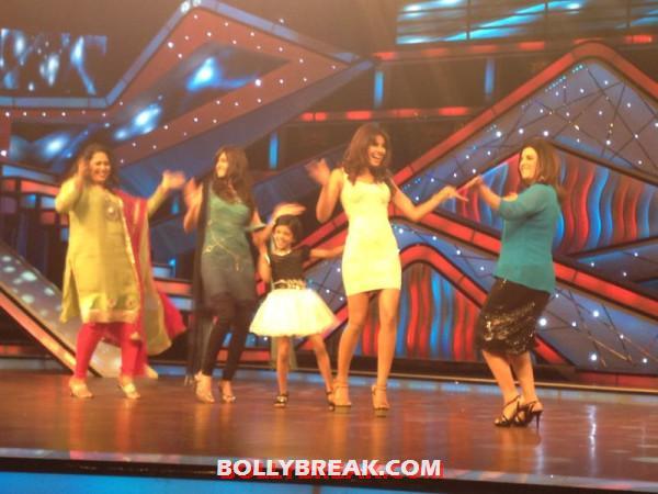 Priyanka and Ileana dancing - (2) -  Priyanka, Ileana on the sets of Dance Ke Superkids