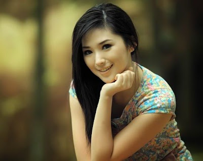Foto Model Cantik 2 Foto Model Cantik 2