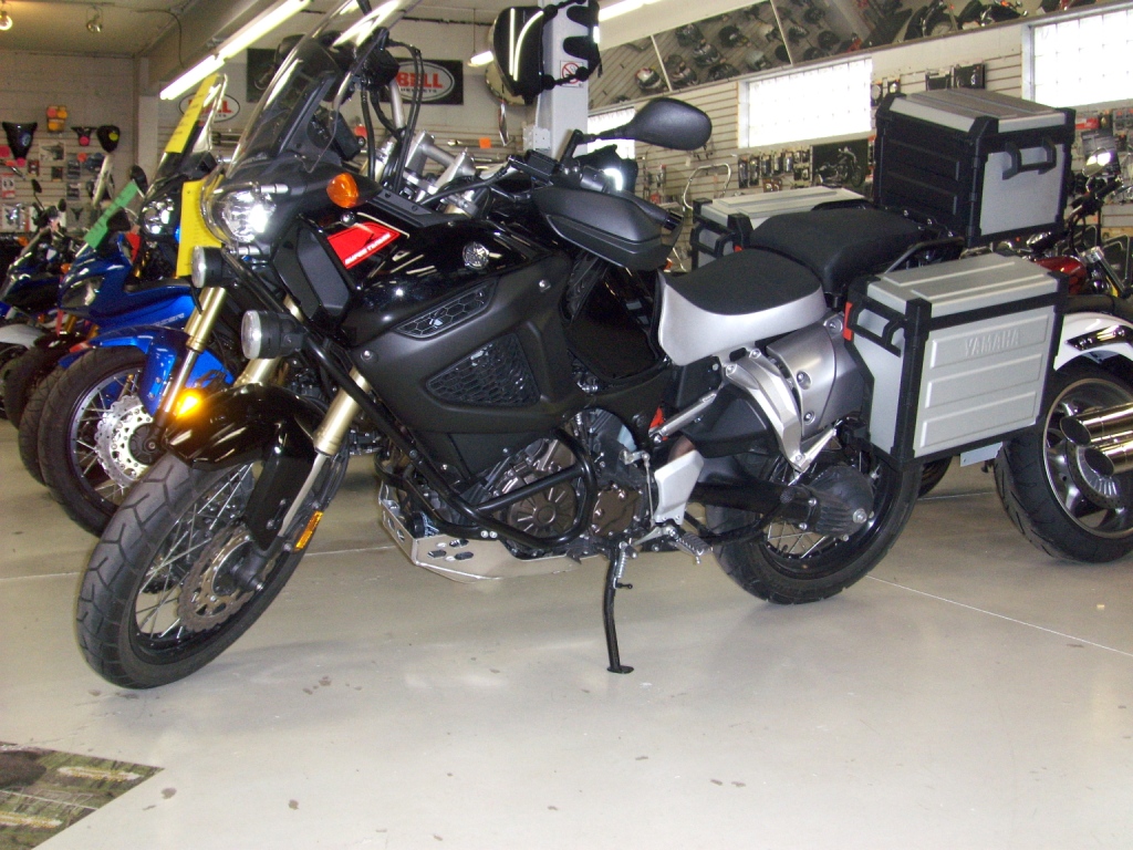 Motorcycle Parts 2012 Super Ténéré with engine guard, skid plate