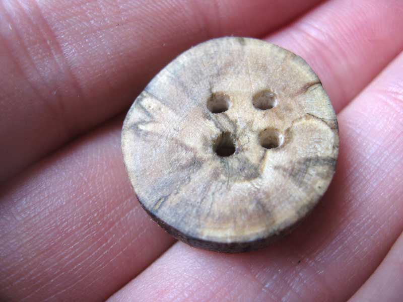 Big Little Handmade Wooden Button Tutorial