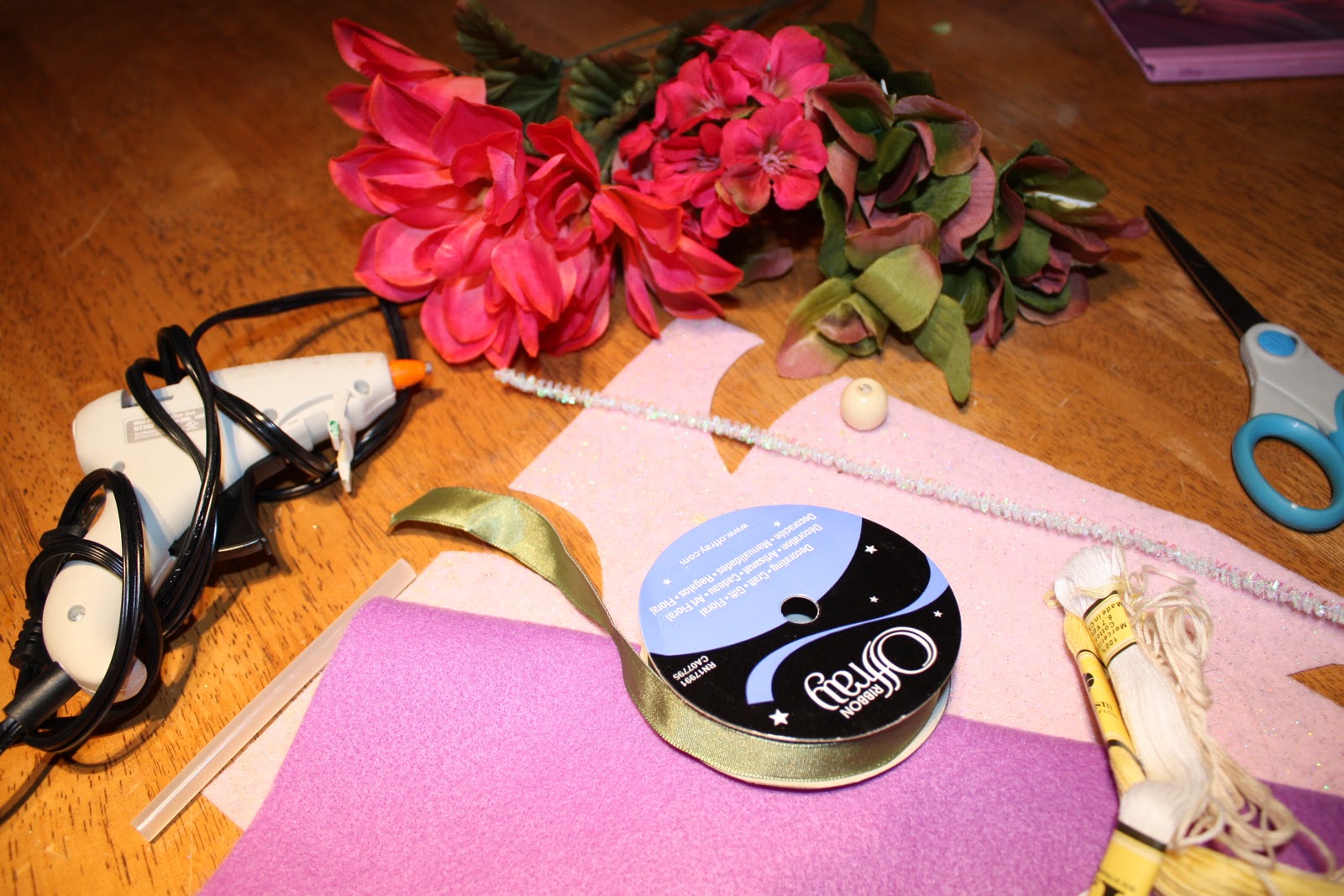 Wicked Crafty Pipe Cleaner Fairies