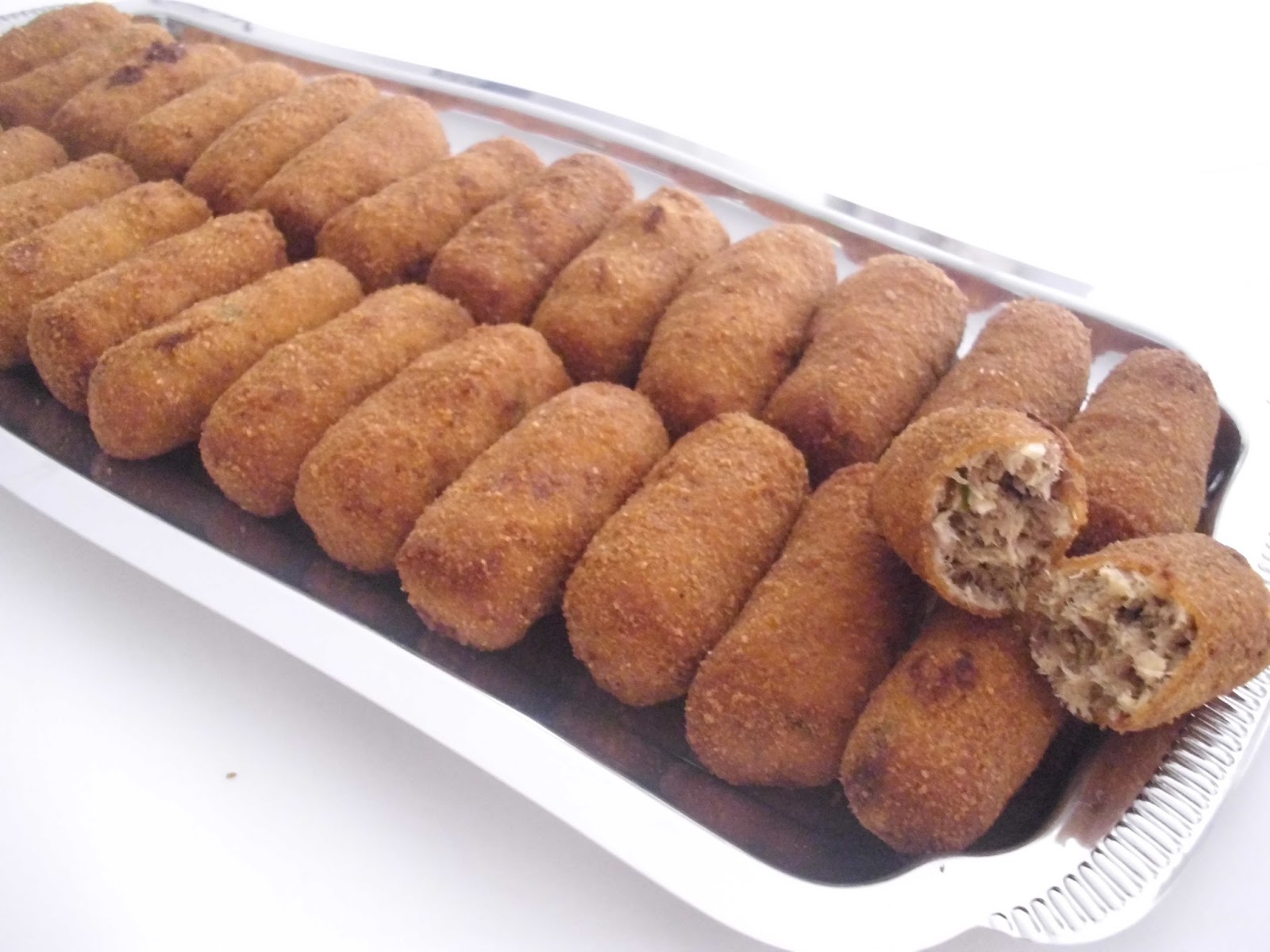 As Receitas da Tia Gui CROQUETES DE CARNE