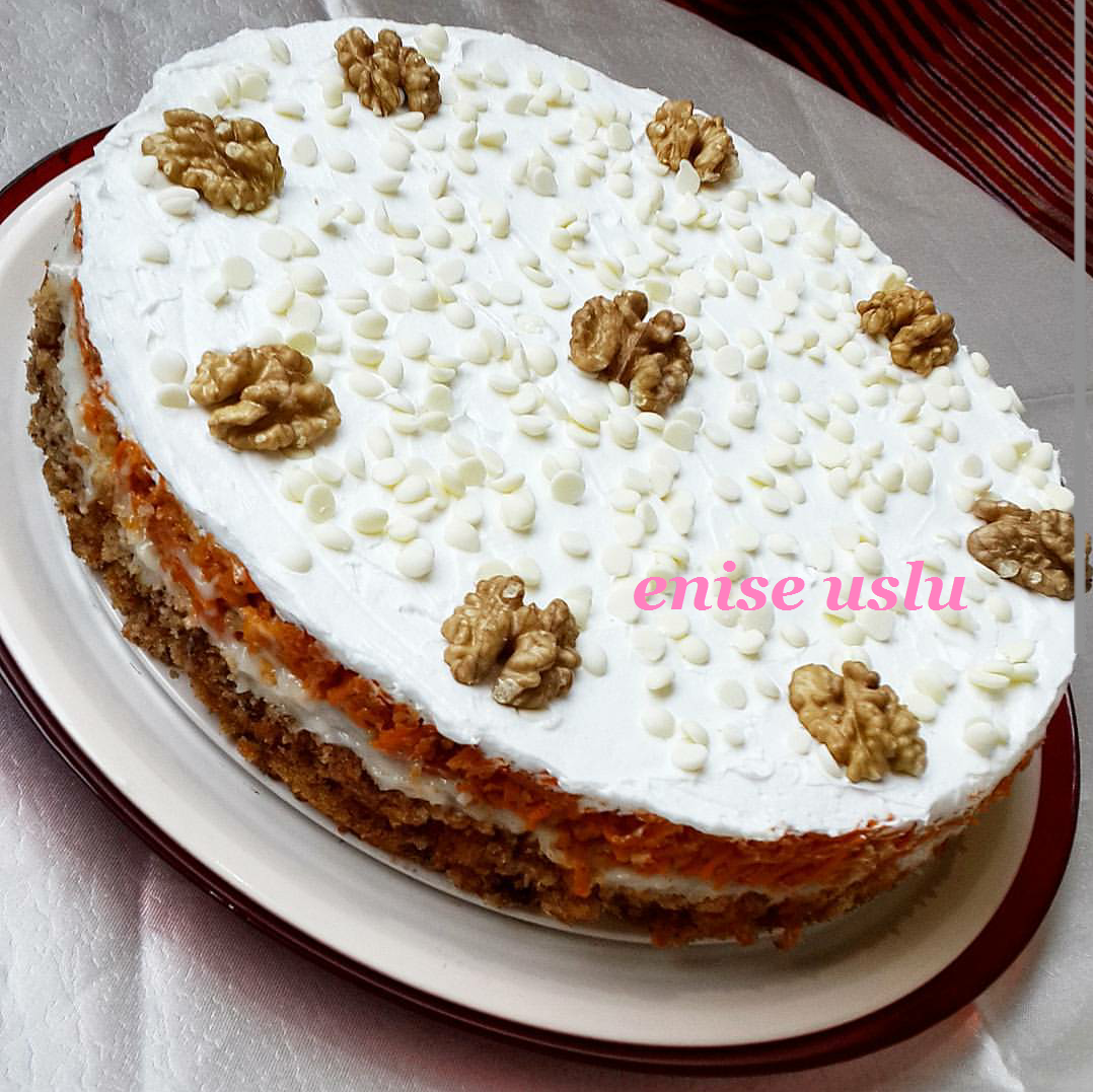 Sizden Gelen Tarifler TART KALIBINDA HAVUÇLU KEK
