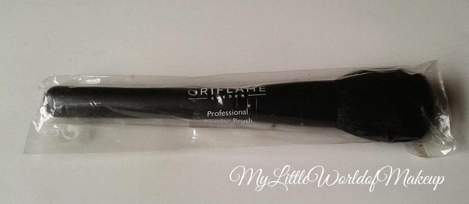 Oriflame Professional Powder Brush Review