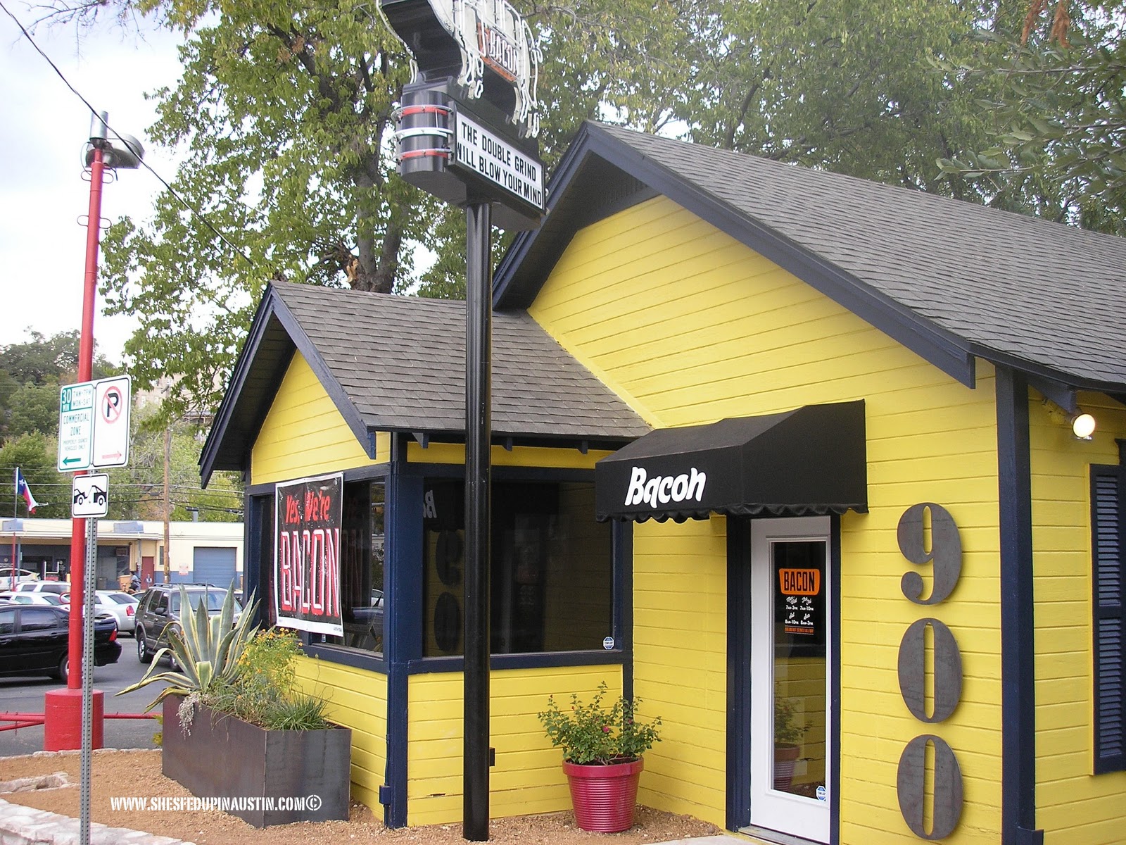 She's Fed Up Bacon, The Restaurant