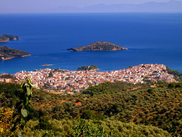 and sometimes like this… (Skiathos.) - 49 Reasons To Love Hellas (Greece) and sometimes like this… (Skiathos.) - 49 Reasons To Love Hellas (Greece)