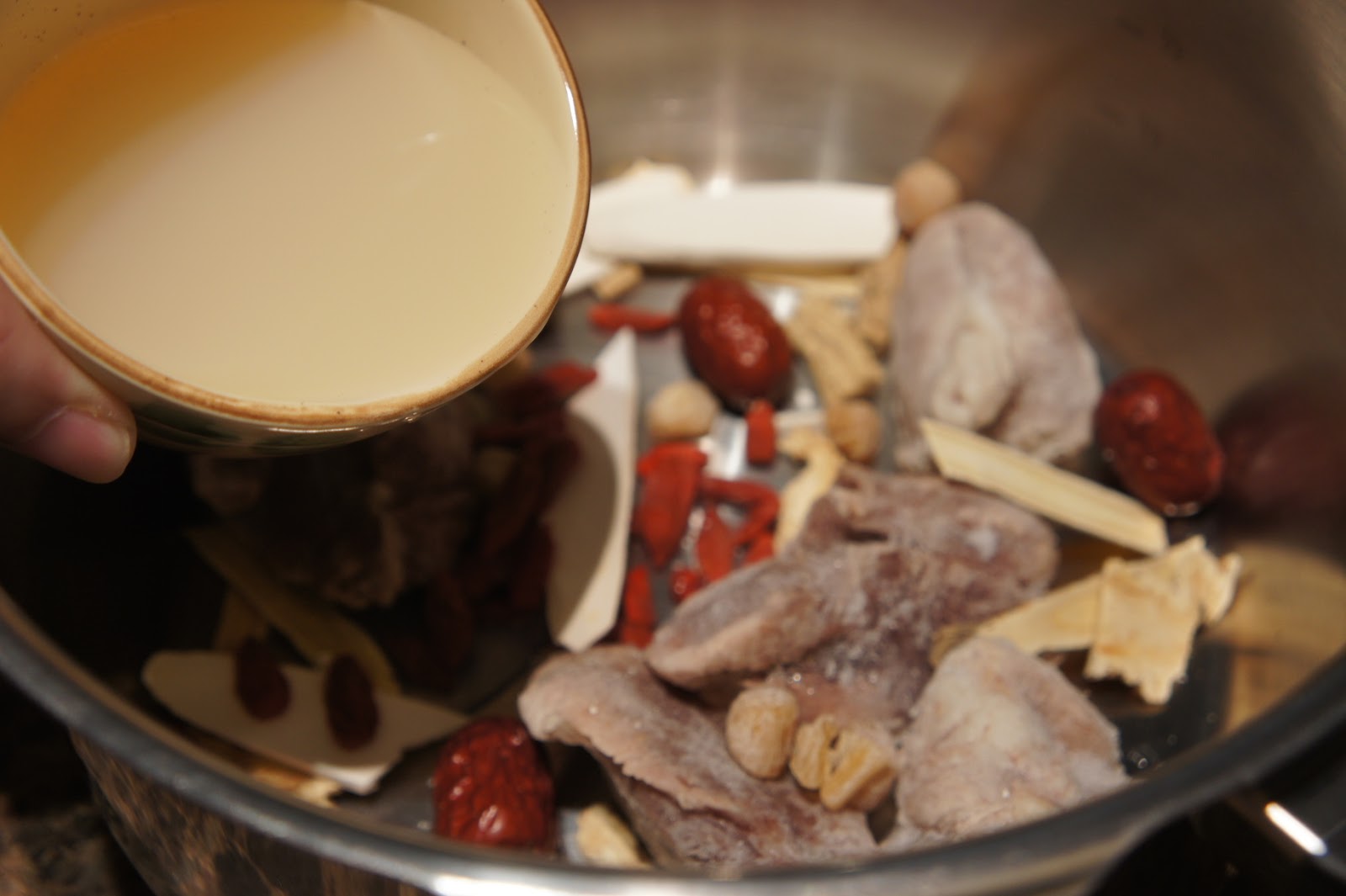 Say My Kitchen Egg Noodle in Herbal and Abalone Soup 真的有鲍鱼汤面