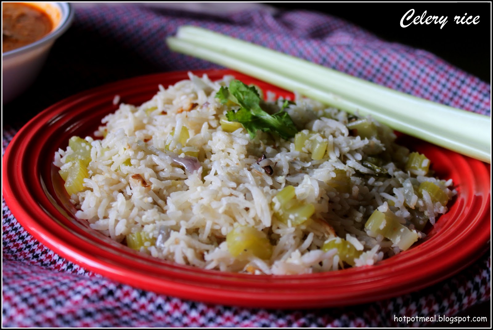 Hot pot cooking Celery rice