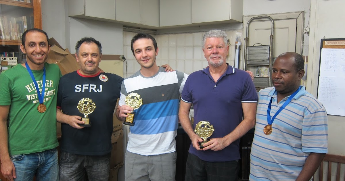 Clube de Xadrez Guanabara: MI Diego Di Berardino é o Campeonato Estadual  Absoluto de 2015!