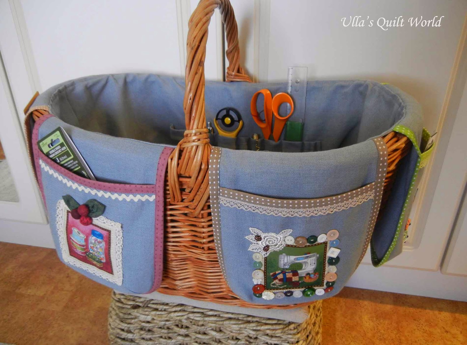 Ulla's Quilt World Basket cover quilt