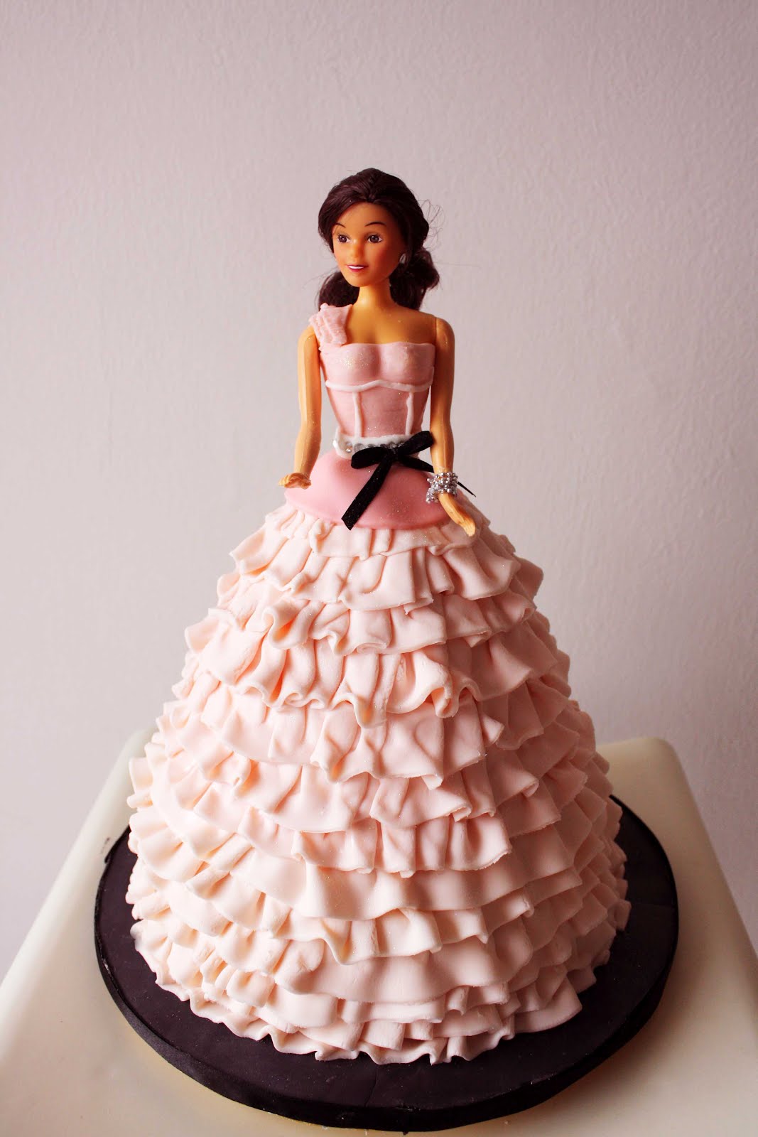Pearl Cakes Events: Celebration Cakes: Chanel Barbie