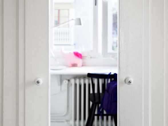 mirror sliding door design apartment