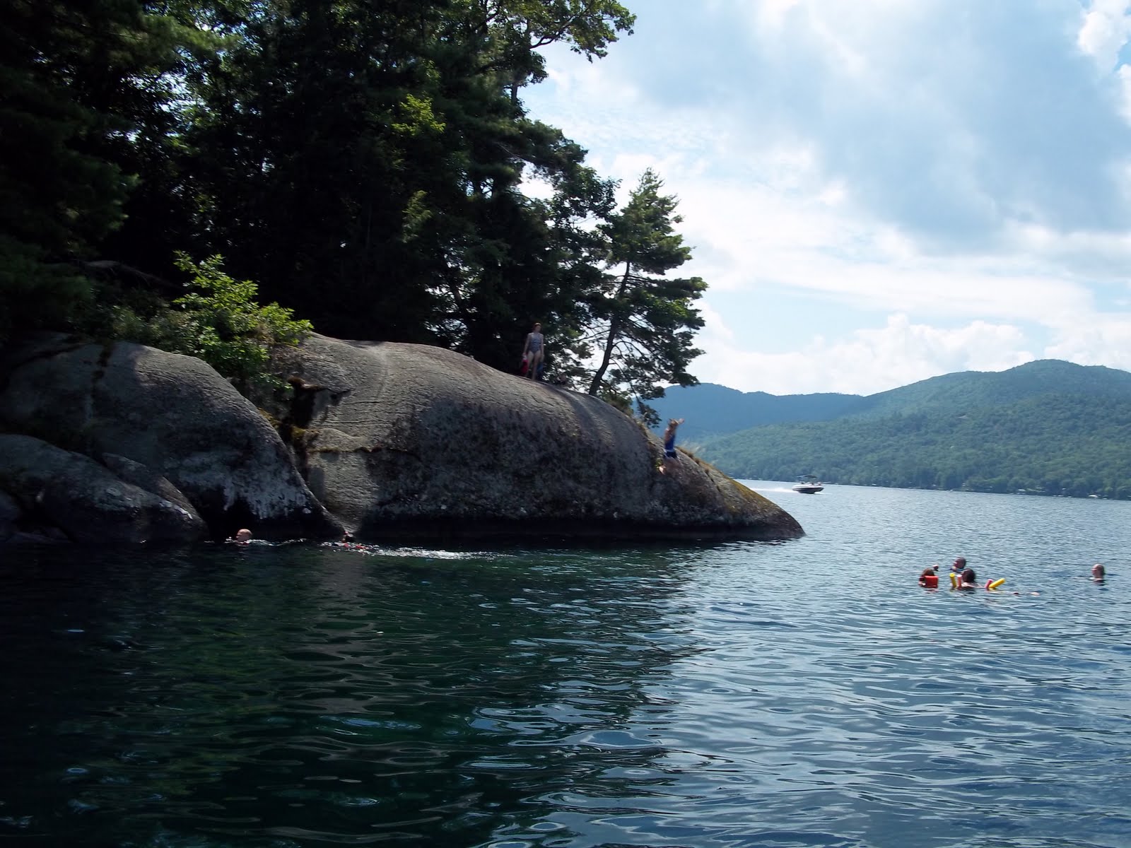 Woodsie News A Trip to Hulett's Landing Lake NY