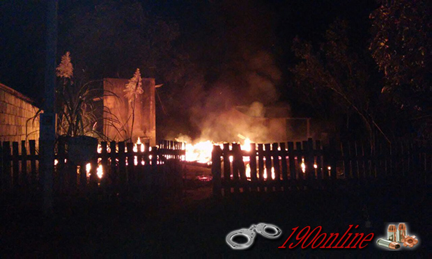 Casa É Totalmente Destruída Por Incêndio No Bairro Princesa Izabel Alta Floresta
