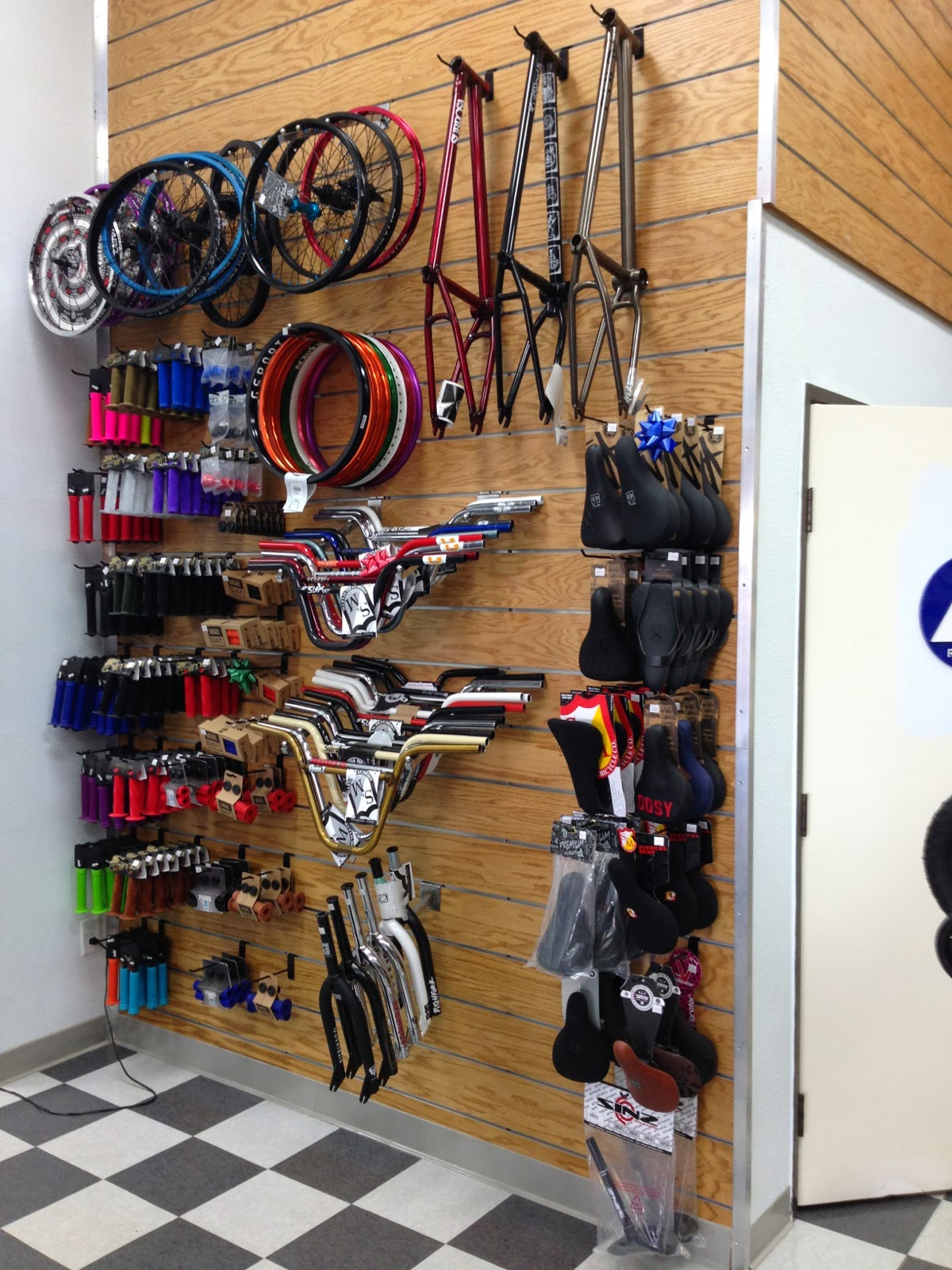 Menifee Bicycles Moves Into New, Larger Location Menifee 24/7