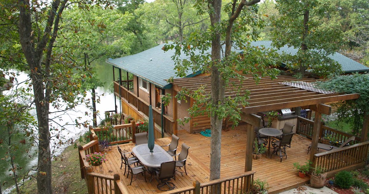 Tour Central Illinois Lake Homes 11608 Catatoga Drive, Plainview, IL