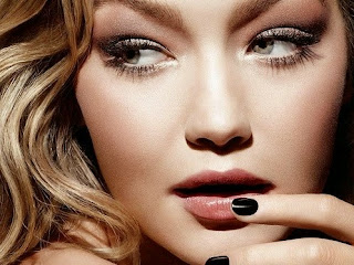 http://www.krisztinawilliams.com/2014/09/the-most-beautiful-and-wearable-makeup.html