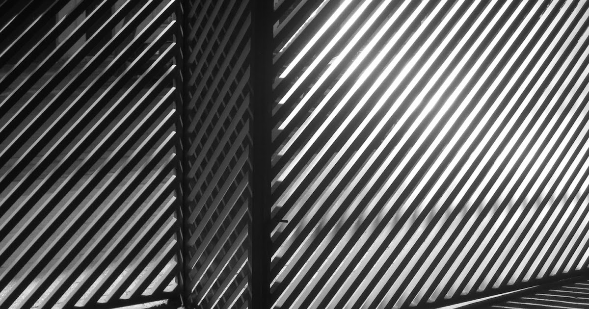 Shadow Play Modern Design By Moderndesign Org