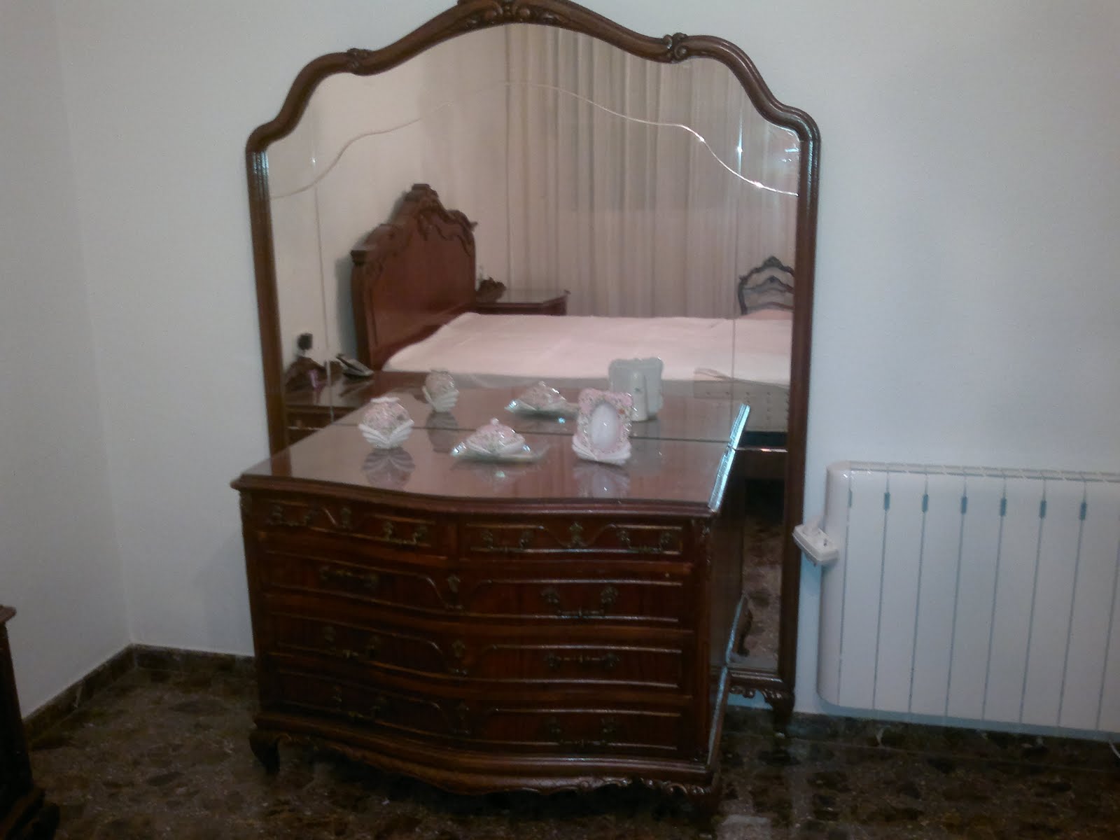 Restauracion Muebles COMPRA VENTA DE MUEBLES ANTIGUOS, RESTAURADOS Y