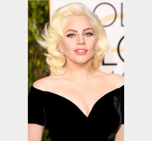 Lady Gaga Goes Old Hollywood Glam With Her 2016 Golden Globes