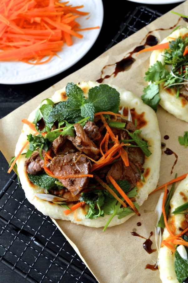 [Chinese Recipes] Spicy Lamb Buns w/ Honey Soy Drizzle All Asian