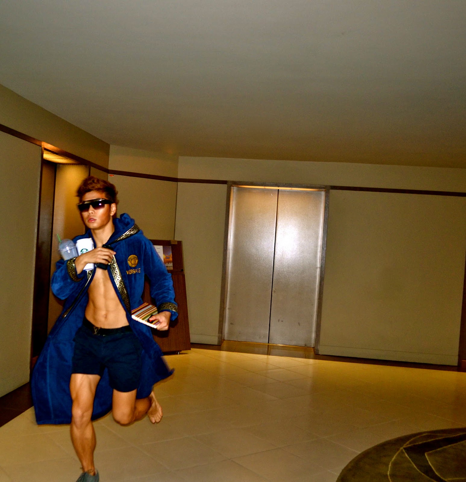 FASHIONDACCI Starbucks = Versace Bathrobe = Celebrities