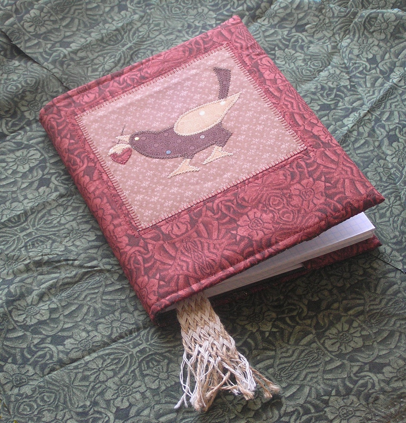 Вышивка на основе книги Вышивка на основе книги