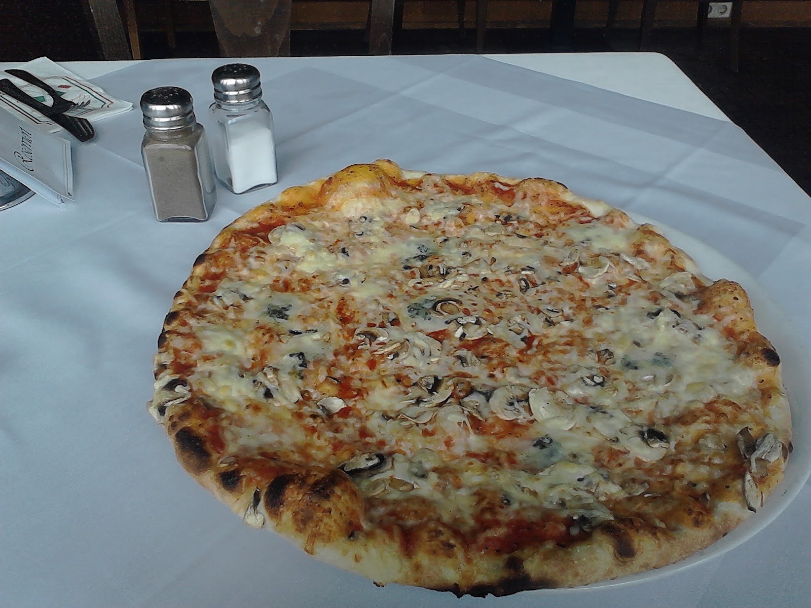 Around the Wherever Restaurant Review Pizzeria Milano, Kaiserslautern
